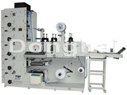 آلة الطباعة فليكسو (Flexo) بثلاث محطات للقطع القالبي الدوار